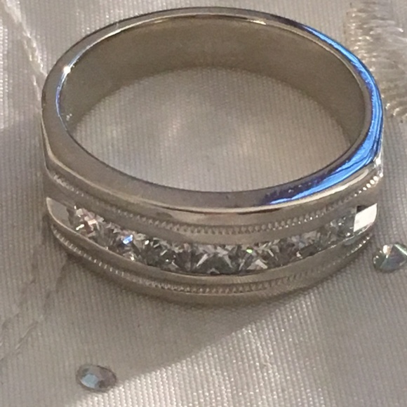 14K White Gold Men's Diamond Band Ring Size 9.5 - Picture 3 of 5